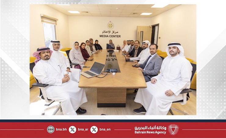 لجنة الابتكار بوزارة الأشغال تزور مركز الإبداع السحابي بجامعة البحرين للاطلاع على التجارب التقنية والابتكارية الرائدة